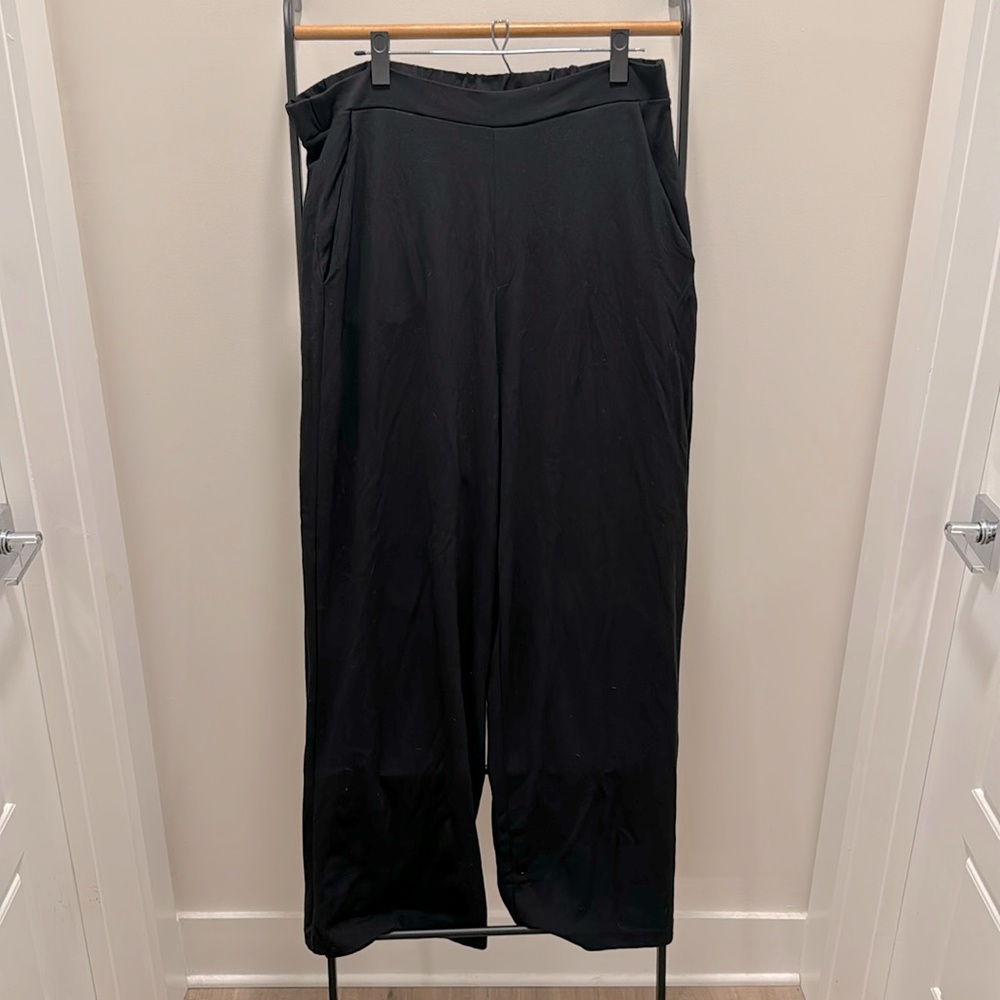 Banana Republic Wide Leg Stretch Pants
